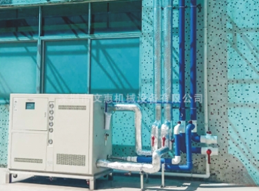 广东某集团箱型水冷式冷水机组项目