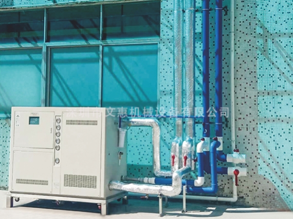广东某集团箱型水冷式冷水机组项目